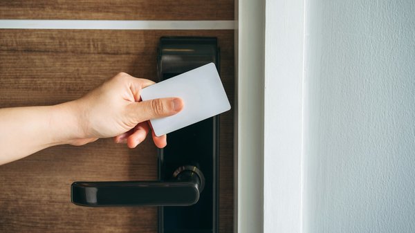 Découvrez les avantages des blocs portes à âme pleine